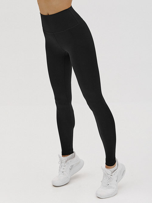 Legginsy Essentila - Czarny
